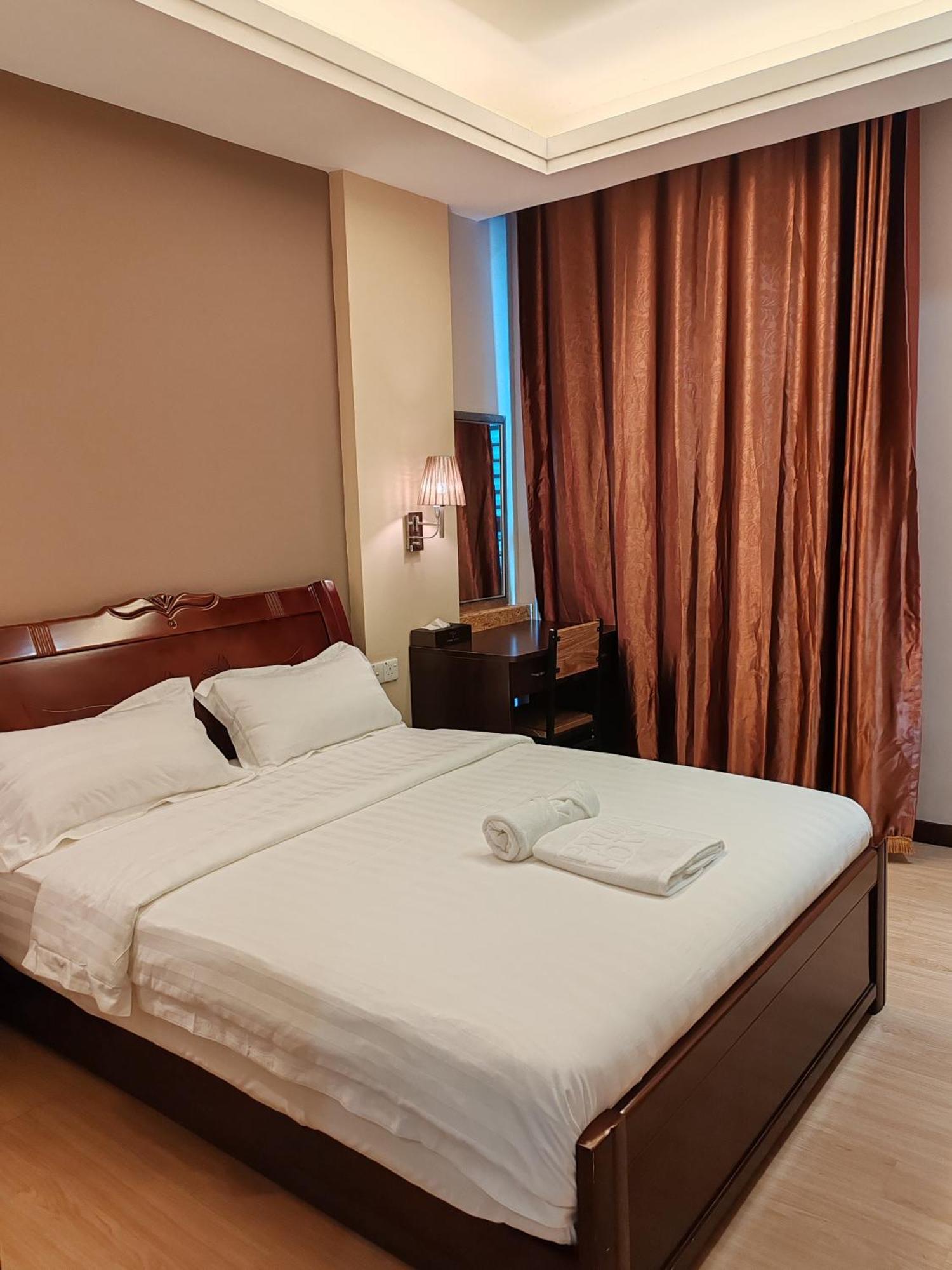 Hotel Prima Сандакан Екстер'єр фото